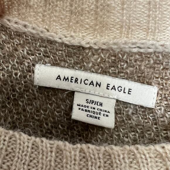 American Eagle Cropped Leopard Print Sweater Size Small - Picture 3 of 7